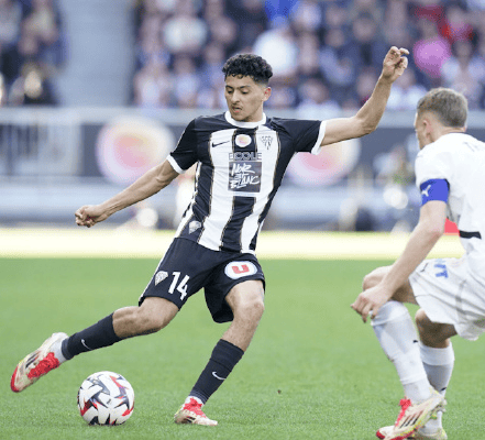 周五017 法甲保级德比！昂热死磕南特，谁先爬出泥潭？比分预测出炉